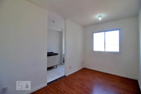 Sala de apartamento à venda com 2 quartos, 46m² em Jardim Utinga, Santo André