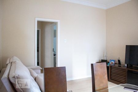 Sala de apartamento à venda com 2 quartos, 65m² em Grajaú, Rio de Janeiro