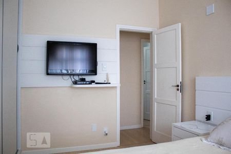 Quarto 1 de apartamento à venda com 2 quartos, 65m² em Grajaú, Rio de Janeiro