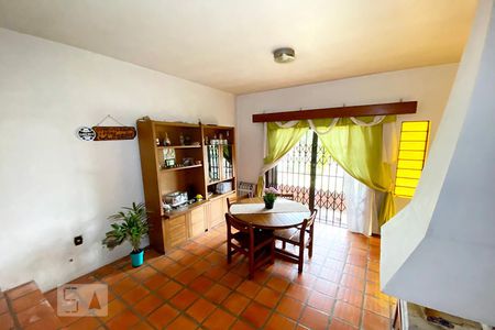 Sala de casa à venda com 3 quartos, 483m² em Pinheiro, São Leopoldo