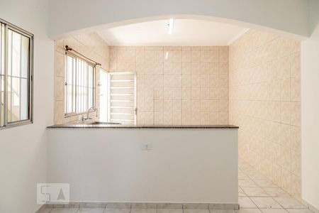 Sala de casa para alugar com 2 quartos, 60m² em Jardim Arize, São Paulo