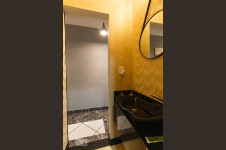 Lavabo de casa à venda com 3 quartos, 178m² em Jardim Piqueroby, São Paulo