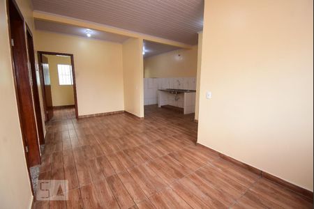 Sala de casa para alugar com 3 quartos, 70m² em Ceilândia Sul (ceilândia), Brasília