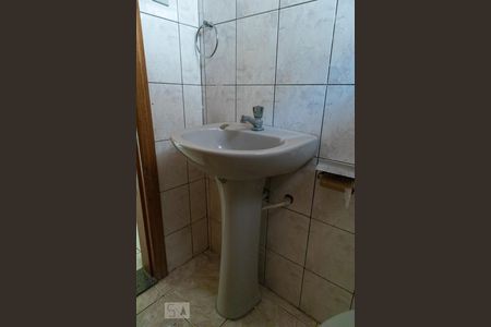 Lavabo de casa à venda com 3 quartos, 114m² em Vila Gustavo, São Paulo