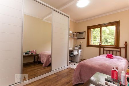 Casa à venda com 198m², 3 quartos e 2 vagas Casa à venda com 198m², 3 quartos e 2 vagasQuarto 2