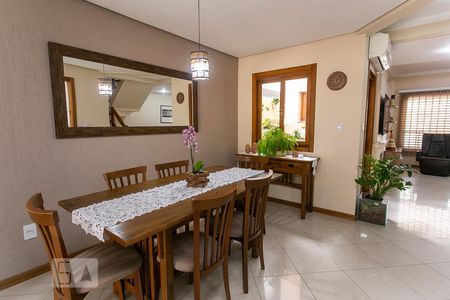 Casa à venda com 198m², 3 quartos e 2 vagas Casa à venda com 198m², 3 quartos e 2 vagasSala de Jantar