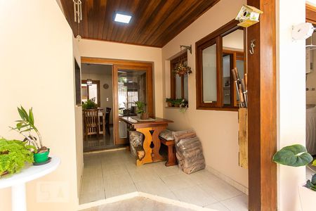 Casa à venda com 198m², 3 quartos e 2 vagas Casa à venda com 198m², 3 quartos e 2 vagasÁrea de lazer