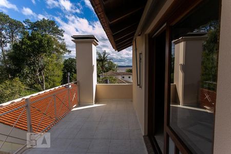Casa à venda com 198m², 3 quartos e 2 vagas Casa à venda com 198m², 3 quartos e 2 vagasSacada Terceiro andar