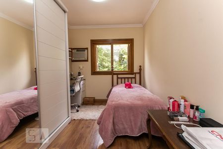 Casa à venda com 198m², 3 quartos e 2 vagas Casa à venda com 198m², 3 quartos e 2 vagasQuarto 2