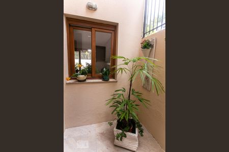 Casa à venda com 198m², 3 quartos e 2 vagas Casa à venda com 198m², 3 quartos e 2 vagasJardim de inverno