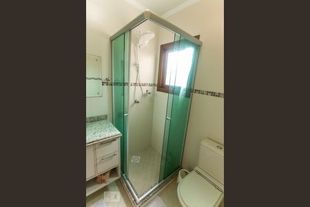 Casa à venda com 198m², 3 quartos e 2 vagas Casa à venda com 198m², 3 quartos e 2 vagasBanheiro Terceiro andar