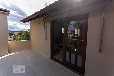 Casa à venda com 198m², 3 quartos e 2 vagas Casa à venda com 198m², 3 quartos e 2 vagasSacada Terceiro andar