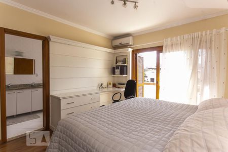 Casa à venda com 198m², 3 quartos e 2 vagas Casa à venda com 198m², 3 quartos e 2 vagasQuarto 3 suíte