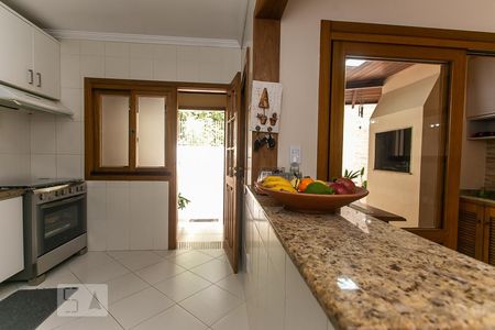Casa à venda com 198m², 3 quartos e 2 vagas Casa à venda com 198m², 3 quartos e 2 vagasCozinha
