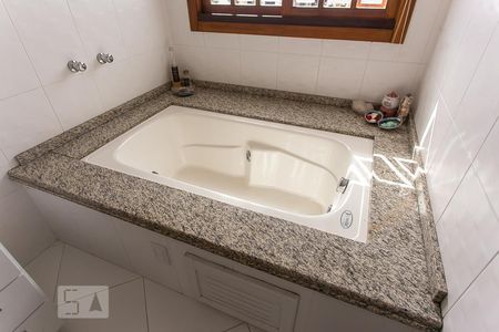 Casa à venda com 198m², 3 quartos e 2 vagas Casa à venda com 198m², 3 quartos e 2 vagasBanheiro Suíte - Banheira