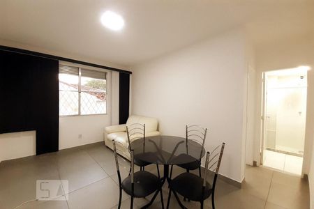 Apartamento à venda com 40m², 1 quarto e 1 vagaSala