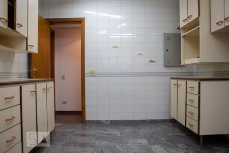 Cozinha de apartamento para alugar com 3 quartos, 150m² em Chácara Santo Antônio (zona Leste), São Paulo