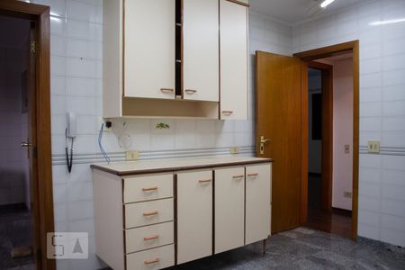 Cozinha de apartamento para alugar com 3 quartos, 150m² em Chácara Santo Antônio (zona Leste), São Paulo