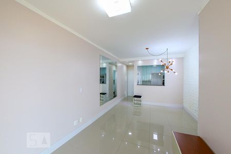 Sala de apartamento à venda com 3 quartos, 82m² em Jardim Las Vegas, Guarulhos