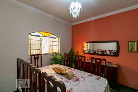 Sala de Jantar de casa à venda com 5 quartos, 233m² em Santa Amelia, Belo Horizonte