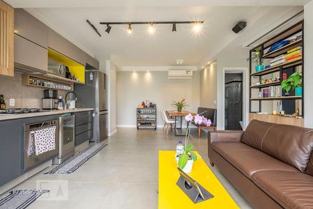 Sala de apartamento para alugar com 1 quarto, 60m² em Pinheiros, São Paulo