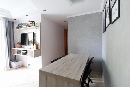 Sala de apartamento à venda com 2 quartos, 55m² em Vila Metalúrgica, Santo André