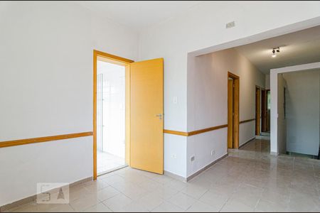 Sala de casa para alugar com 3 quartos, 60m² em Jardim Vera Cruz, São Paulo