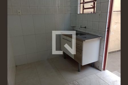 Casa para alugar com 1 quarto, 25m² em Vila Brasilina, São Paulo