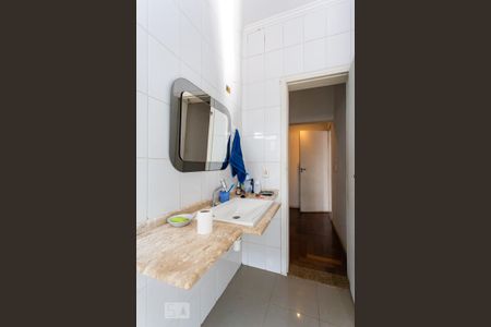 Casa à venda com 510m², 4 quartos e 3 vagas Casa à venda com 510m², 4 quartos e 3 vagasBanheiro da Suíte