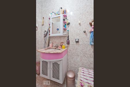 Banheiro Social de casa à venda com 4 quartos, 250m² em Vila Ré, São Paulo