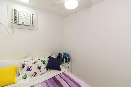 Quarto 1 de casa de condomínio à venda com 6 quartos, 650m² em Irajá, Rio de Janeiro