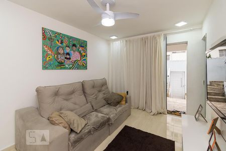 Sala de casa de condomínio à venda com 6 quartos, 650m² em Irajá, Rio de Janeiro