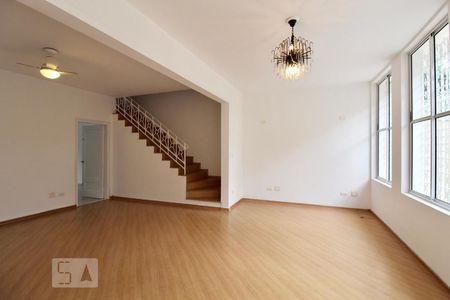 Sala de casa para alugar com 3 quartos, 230m² em Brooklin Paulista, São Paulo