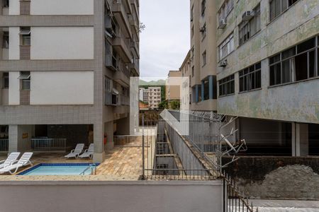 Sala Vista de apartamento para alugar com 3 quartos, 65m² em Grajaú, Rio de Janeiro