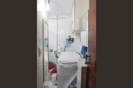 Banheiro e Área de Serviço de kitnet/studio para alugar com 1 quarto, 35m² em Aclimação, São Paulo