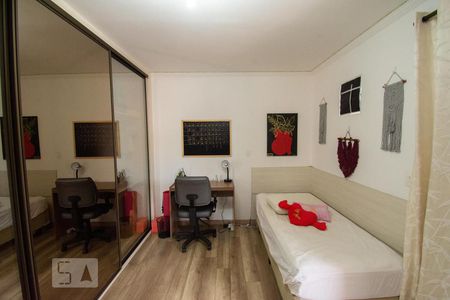 quarto 1 de casa à venda com 3 quartos, 206m² em Campo Grande, São Paulo