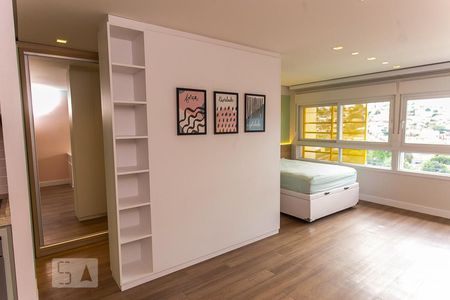 Sala - Quarto de apartamento para alugar com 1 quarto, 42m² em Partenon, Porto Alegre