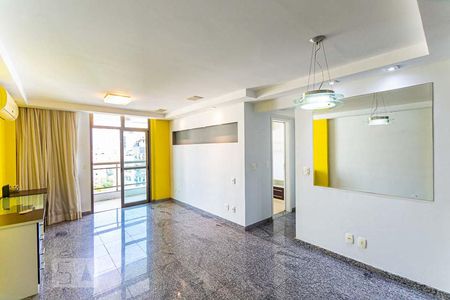 Sala de apartamento à venda com 2 quartos, 92m² em Ingá, Niterói