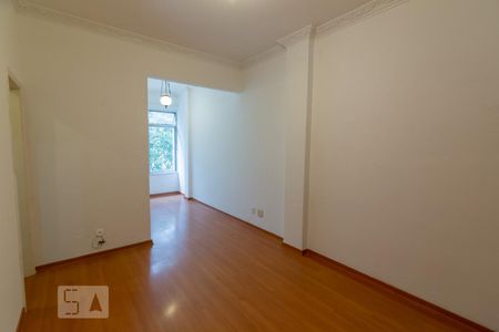 Sala de apartamento à venda com 2 quartos, 70m² em Vila Isabel, Rio de Janeiro