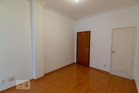 Sala de apartamento à venda com 2 quartos, 70m² em Vila Isabel, Rio de Janeiro