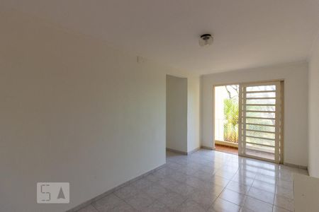 Sala de apartamento para alugar com 3 quartos, 68m² em Granja Viana Ii, Cotia