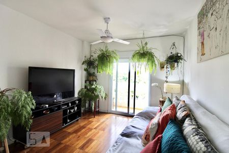 Sala de Estar de apartamento à venda com 3 quartos, 127m² em Alto da Boa Vista, São Paulo