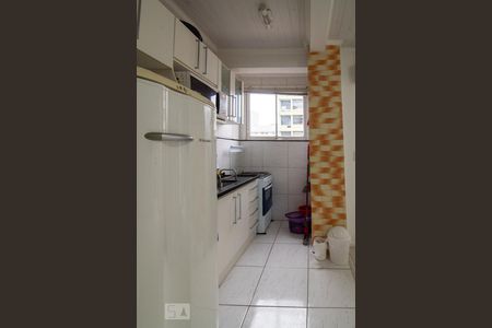 Cozinha de apartamento à venda com 1 quarto, 58m² em Floresta, Porto Alegre