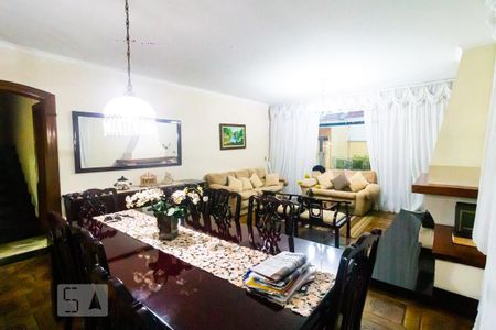 Sala de casa à venda com 4 quartos, 398m² em Vila Rio Branco, São Paulo