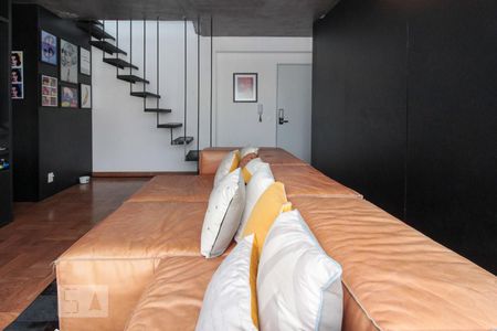 Sala 1 de apartamento para alugar com 1 quarto, 78m² em Sumarezinho, São Paulo