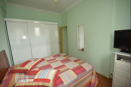 Quarto 1 de apartamento para alugar com 3 quartos, 75m² em Catete, Rio de Janeiro