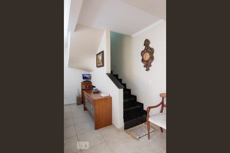 Escada  de casa à venda com 3 quartos, 192m² em Bosque da Saúde, São Paulo