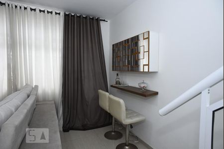 Sala de casa à venda com 4 quartos, 201m² em Taquara, Rio de Janeiro