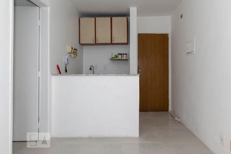 Sala/Cozinha de kitnet/studio para alugar com 1 quarto, 32m² em Mirandópolis, São Paulo