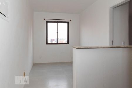 Sala/Cozinha de kitnet/studio para alugar com 1 quarto, 32m² em Mirandópolis, São Paulo